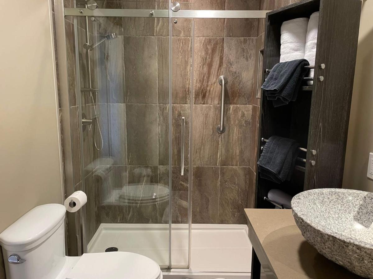 Globetrotters B&B Ниагара-он-те-Лейк Экстерьер фото