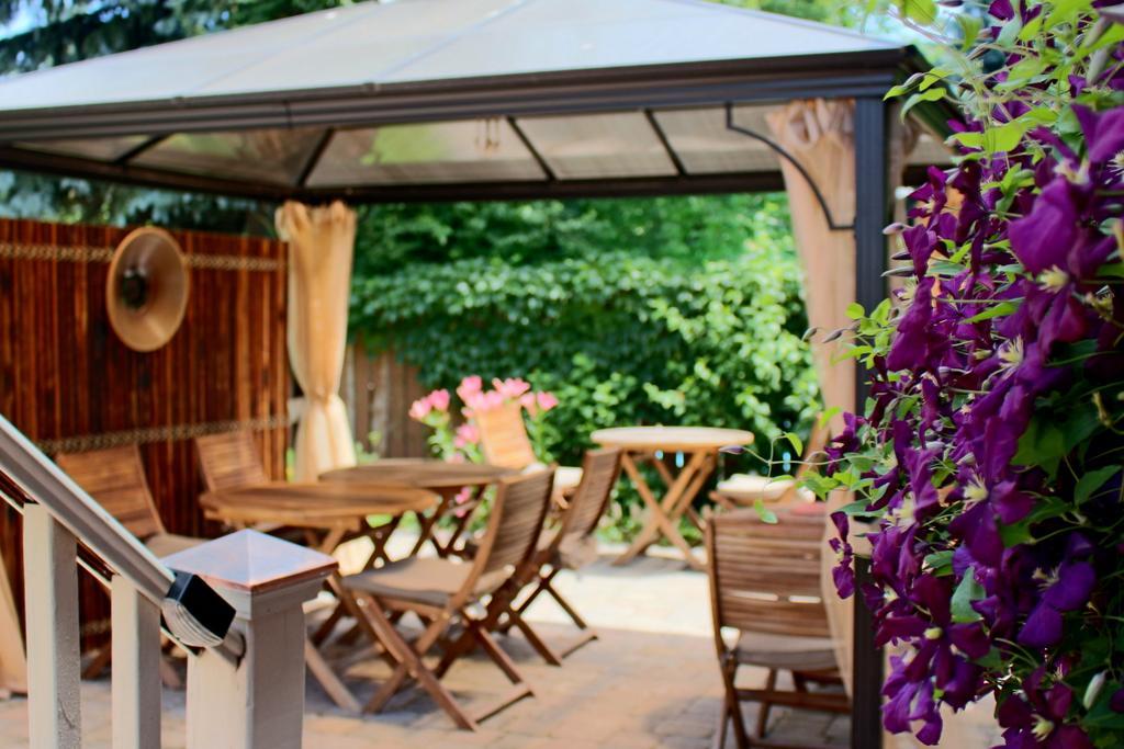 Globetrotters B&B Ниагара-он-те-Лейк Экстерьер фото